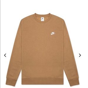 Nike sportswear crew neck sweatshirt size medium dark driftwood NWT